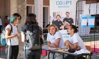 stand coop1 au festival de l'engagement
