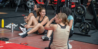Dés étudiantes qui font du sport